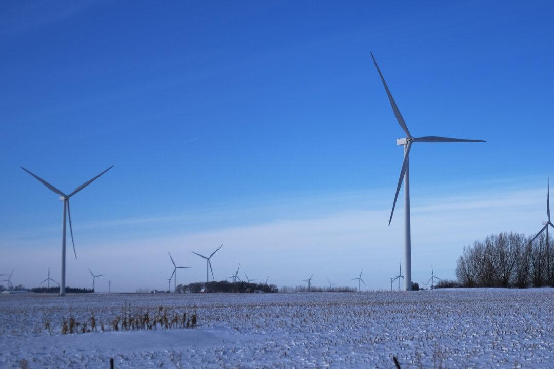 Biden Admin Approves Nation’s 1st Major Offshore Wind Project