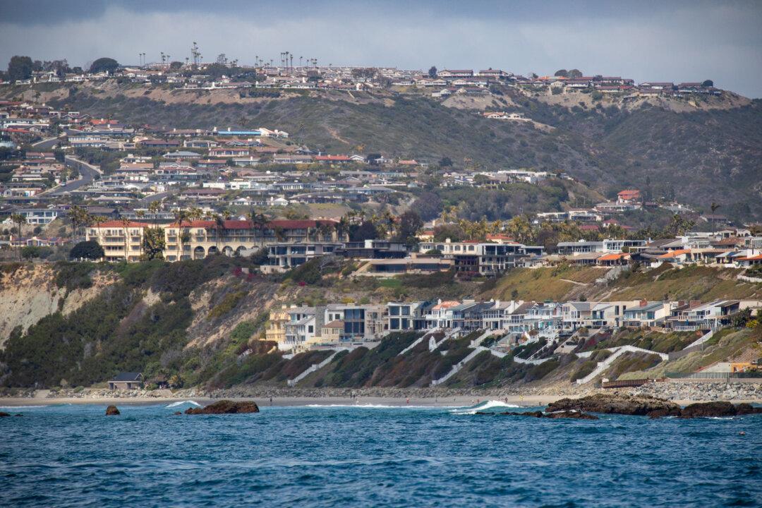 Proposed Bill Could Ban Offshore Drilling Off California Coast