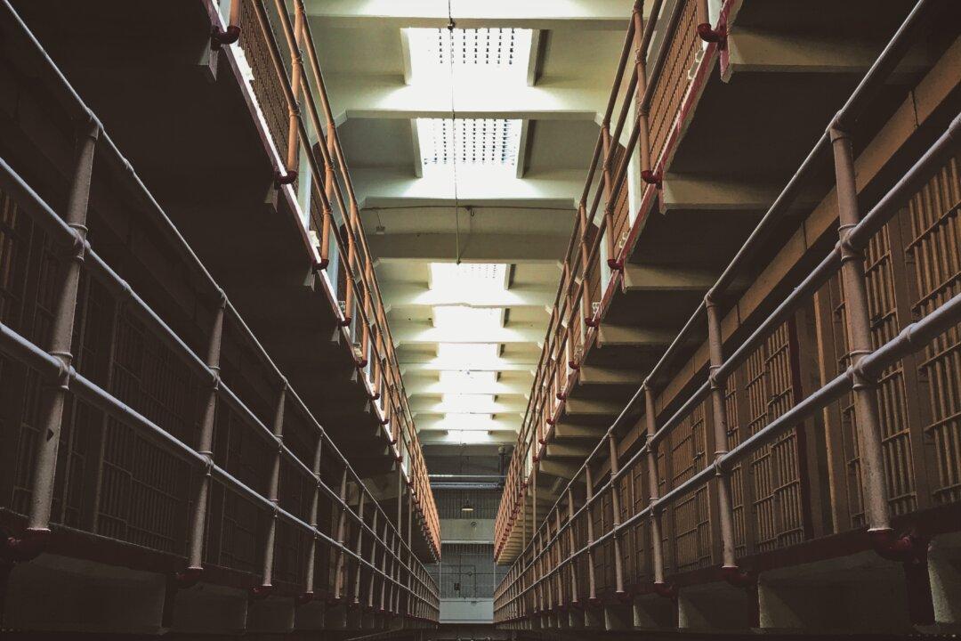 EXCLUSIVE: Unvaccinated Pennsylvania Prisoners Stuck in Lockdown