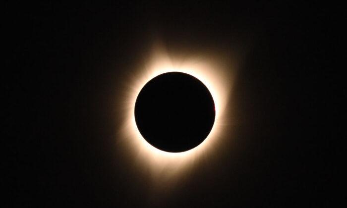 Total Solar Eclipse Event in Western Australia Draws Major Investment