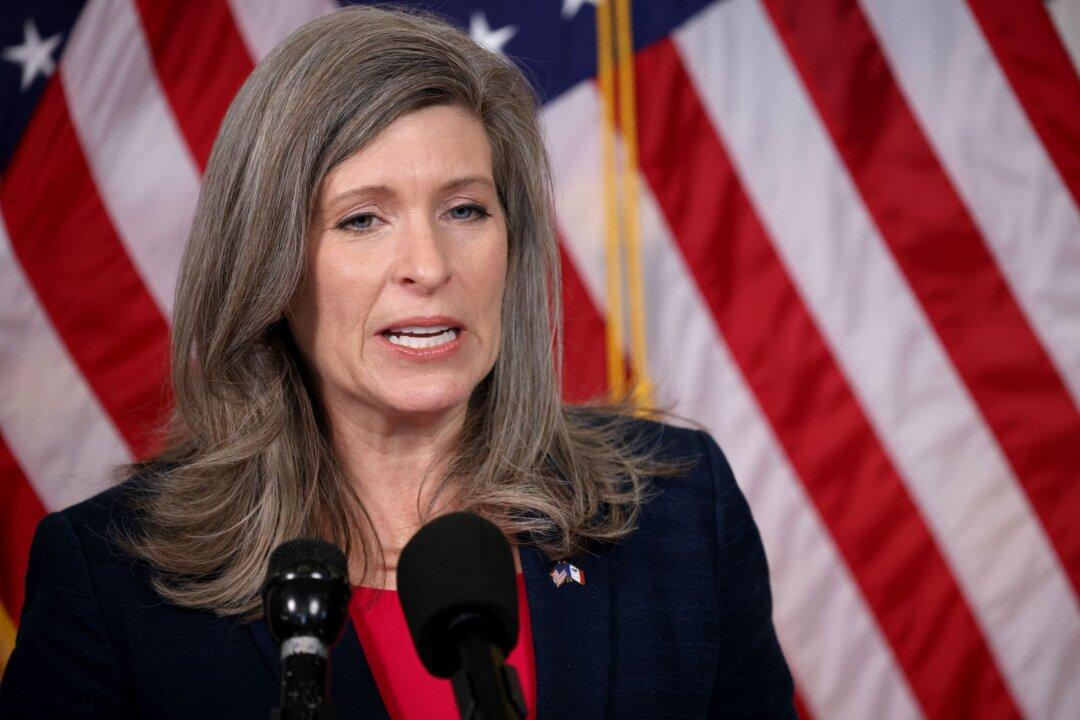 GOP Senators Urge HHS Not to Use Title X Funds for Abortions