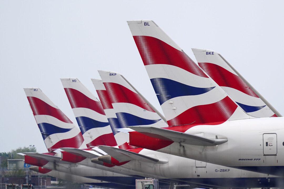 Moscow Bans UK Flights in Response to Britain Prohibiting All Russian Aircraft Amid Ukraine Invasion