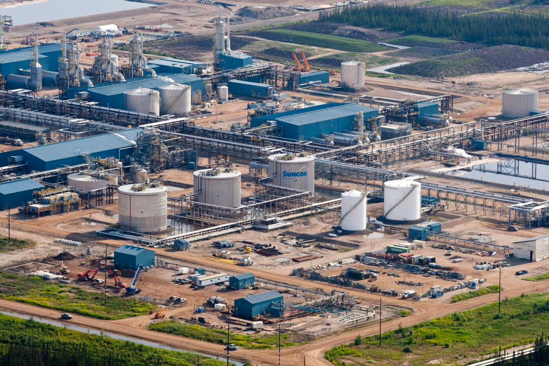 Canada’s 2050 Net-Zero Climate Goal Means Big Spending and Risks, Say Industry, Analysts