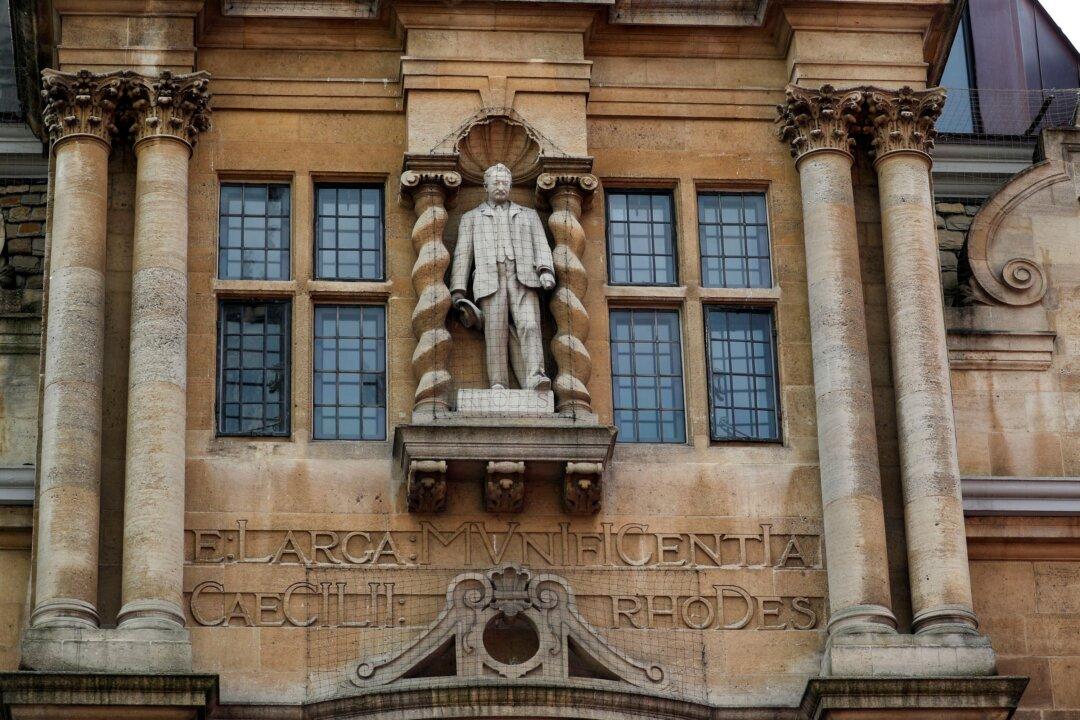 British Culture Secretary Gives Grade II-listed Status to Cecil Rhodes Plaque at Oxford