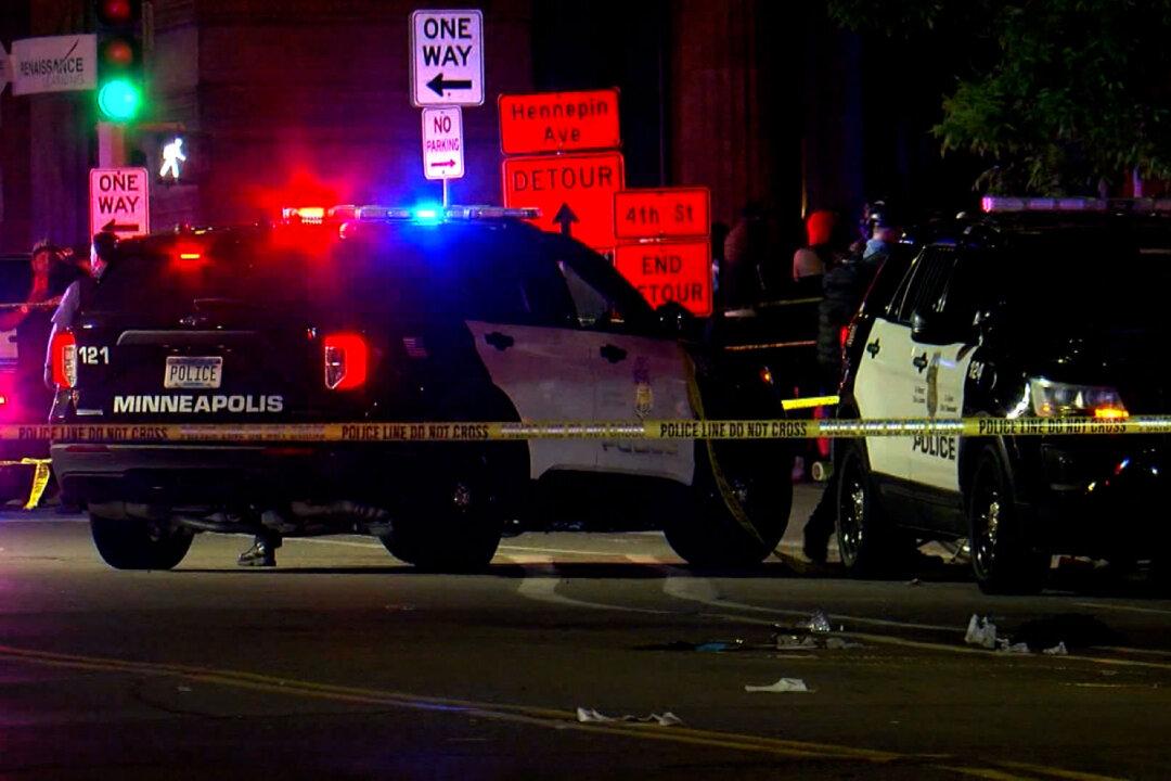 Downtown Minneapolis Shooting Leaves 2 Dead, 8 Injured