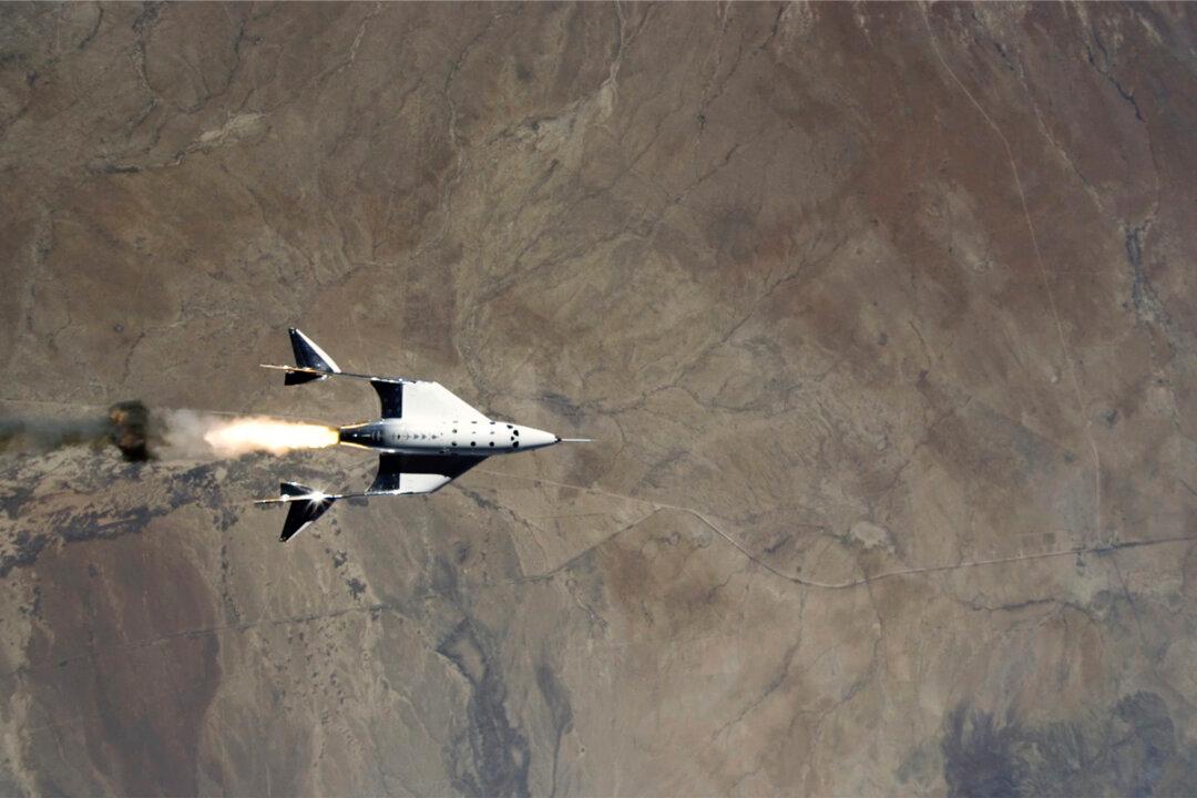 Virgin Galactic Moves One Step Closer to Commercial Space Flights