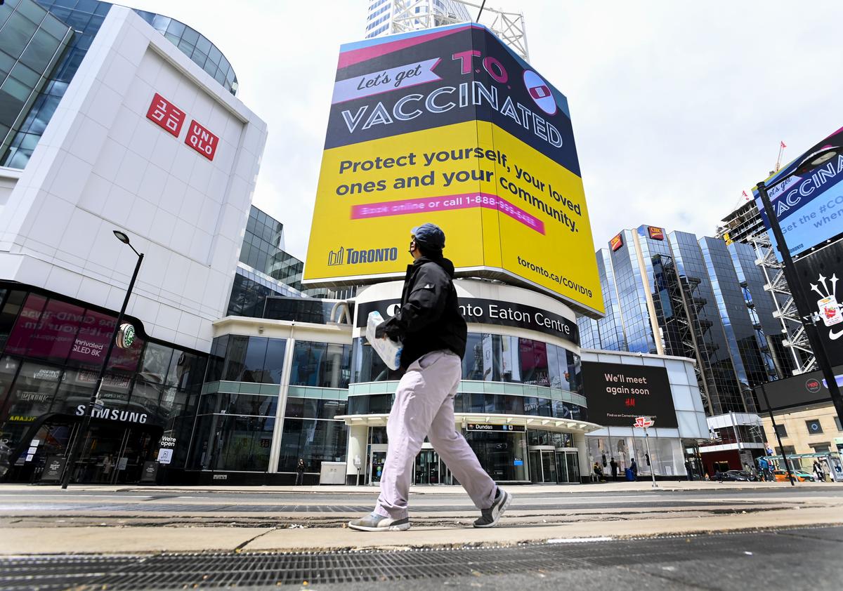 Teachers Should Educate Students About Vaccines Without Pressuring Them