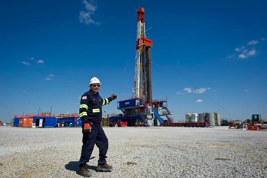 Ohio Republican Claims Proposed Plastics Ban Would Collapse Oil and Gas Industry