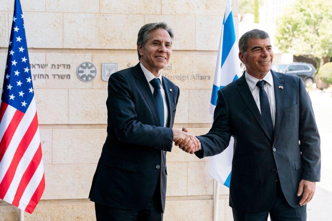 Blinken Pledges US Support to Rebuild Gaza, Prevent Return to War