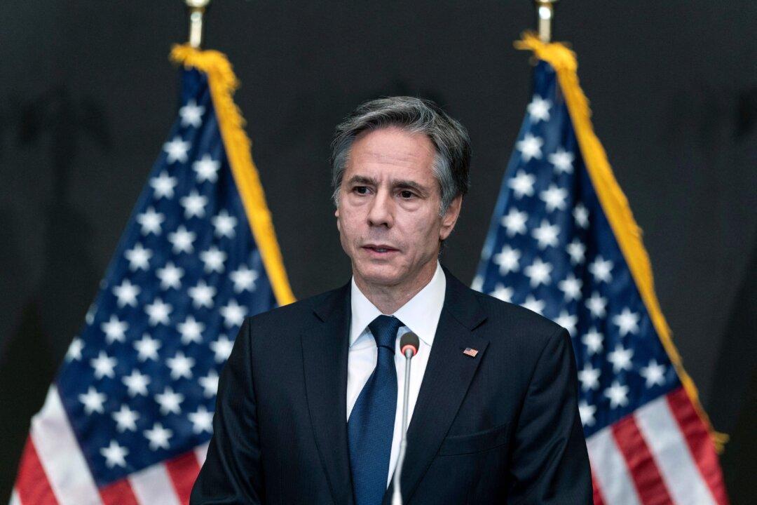 US Condemns Beijing’s Retaliatory Move to Ban Former Religious Freedom Official