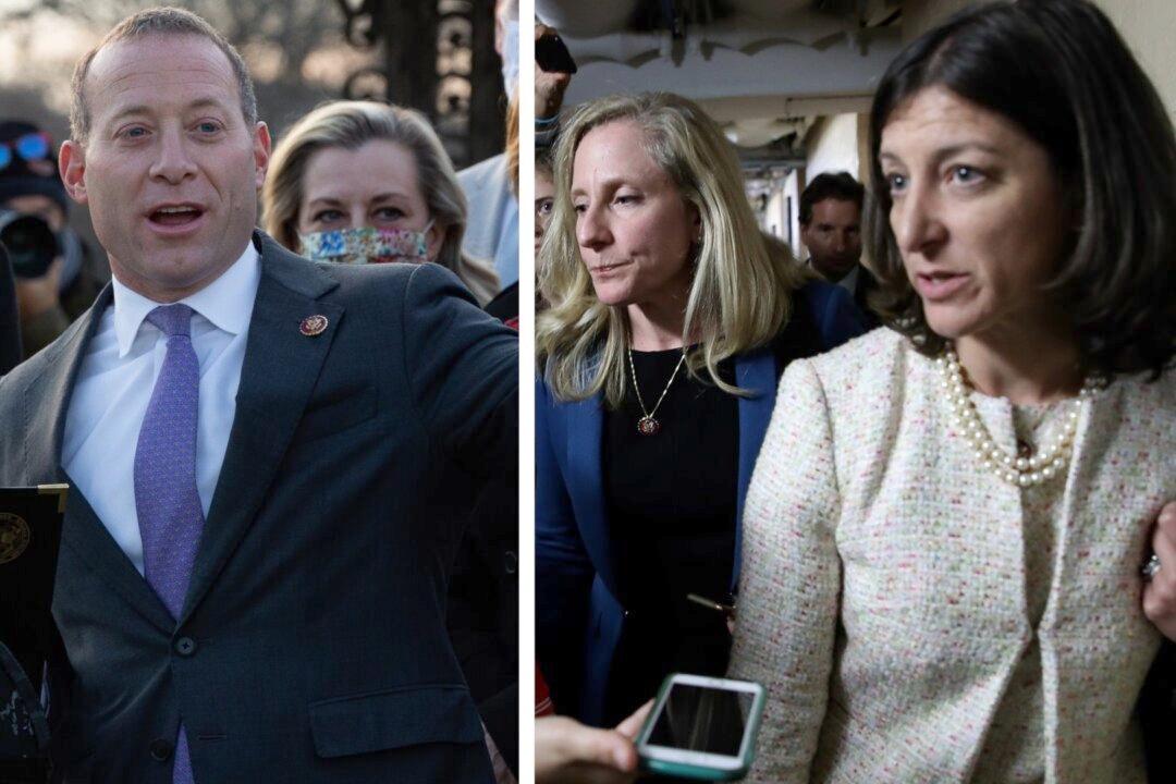 Jewish House Democrats Urge Biden to Appoint Anti-Semitism Ambassador