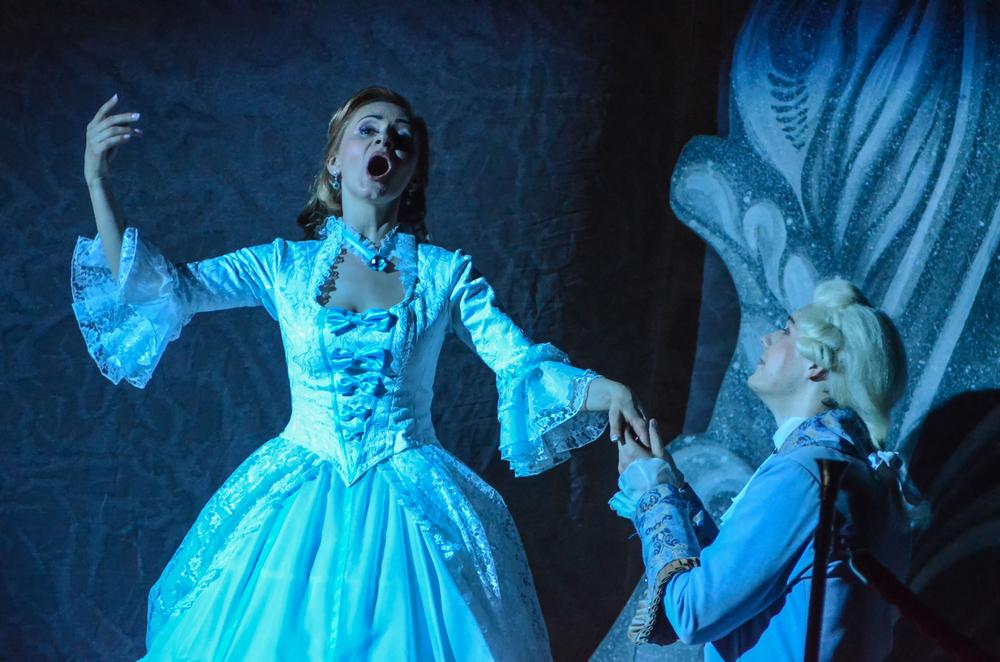 ‘Regieoper’ Versus ‘Werktreue’: A New Act for Opera