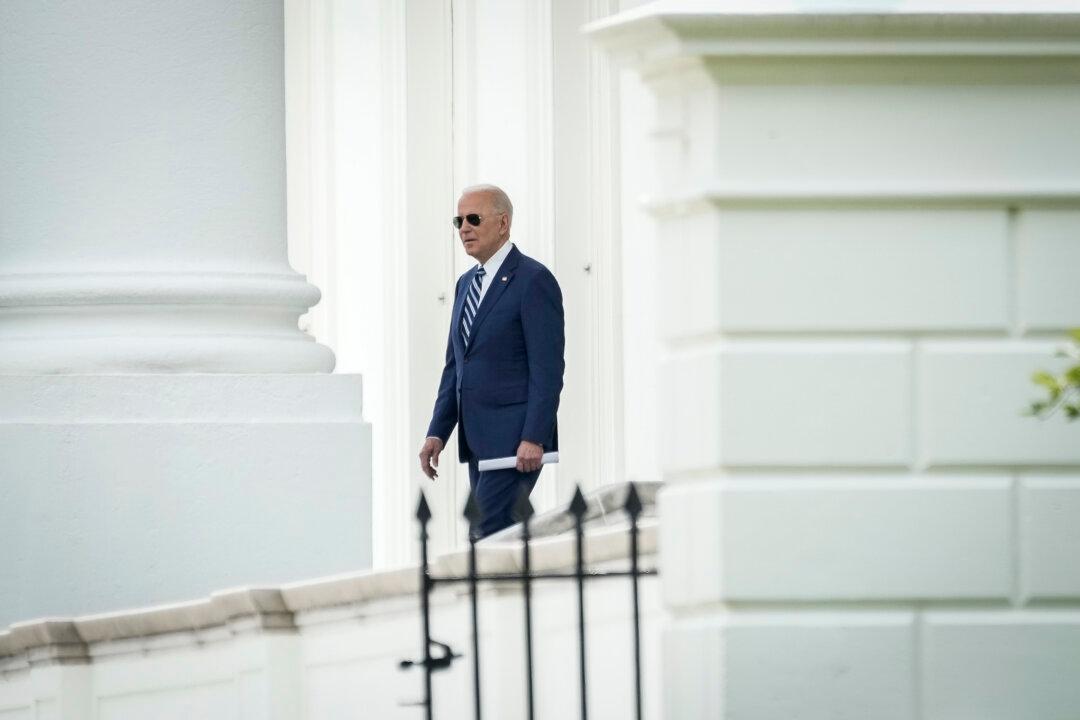 Biden Administration Tells Federal Agencies Not to Require Employees to Get a COVID-19 Vaccine