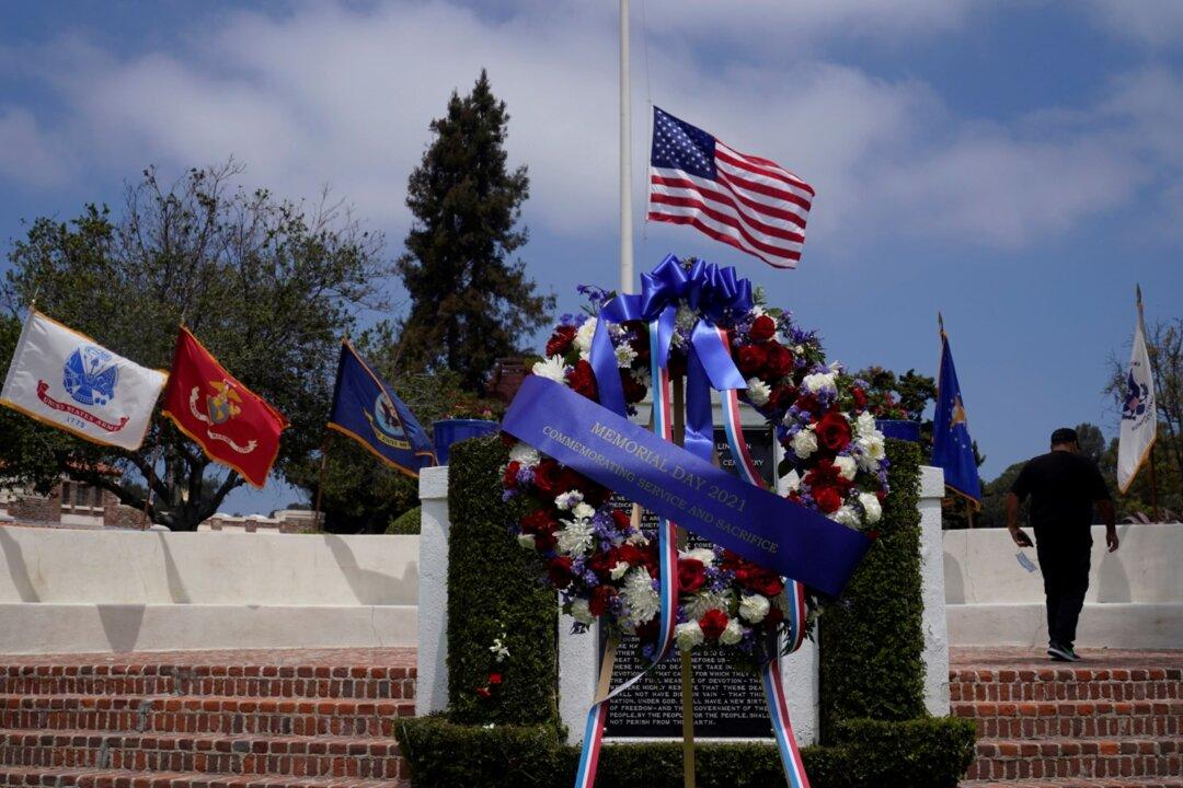 Huge American Flag Stolen From California Veterans Cemetery