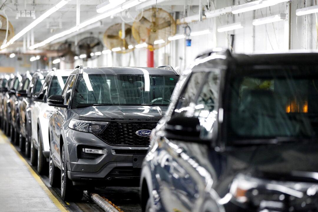 Ford to Shut Some North American Plants for Few Weeks on Chip Shortage
