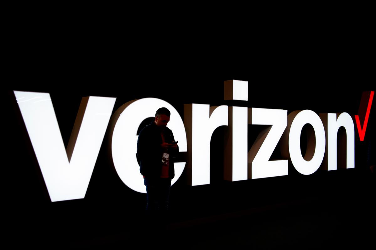 Verizon Acquiring Frontier in $20 Billion Deal to Grow Fiber Network