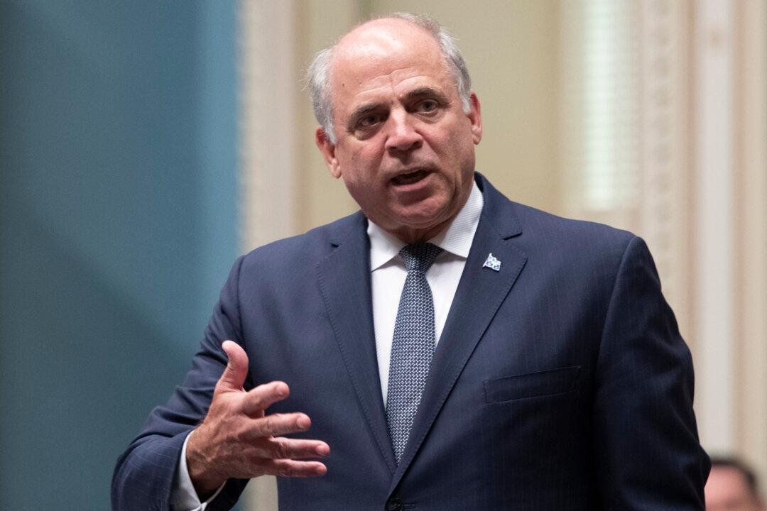 Ethics Commissioner Calls for Suspension of Quebec Economy Minister Over Conflict