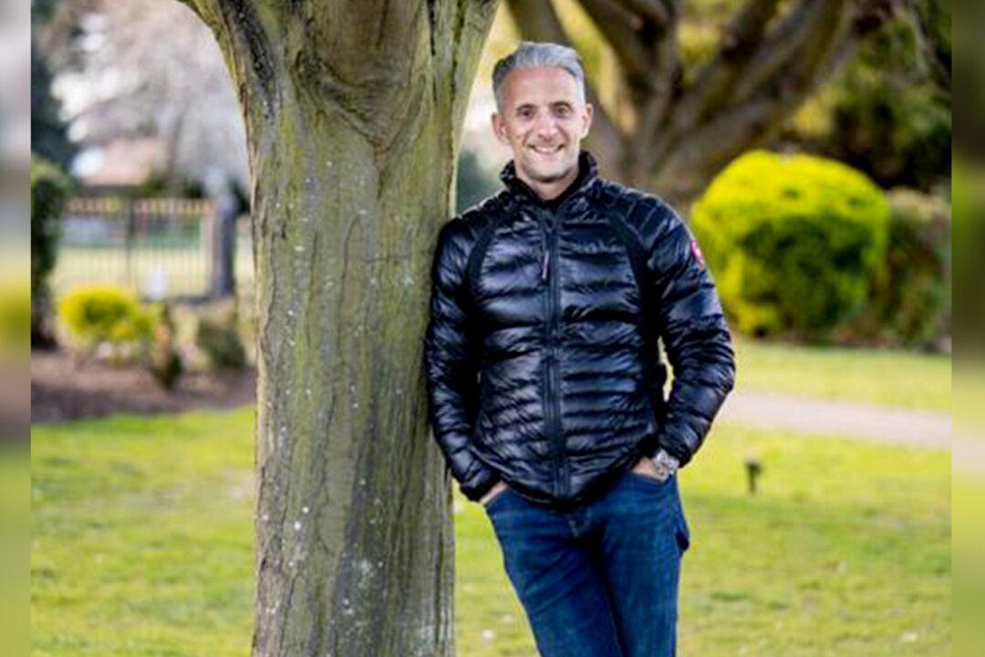 Man’s Cocaine Abuse Destroyed His Septum and His Marriage, 4 Years Sober He Now Helps Others