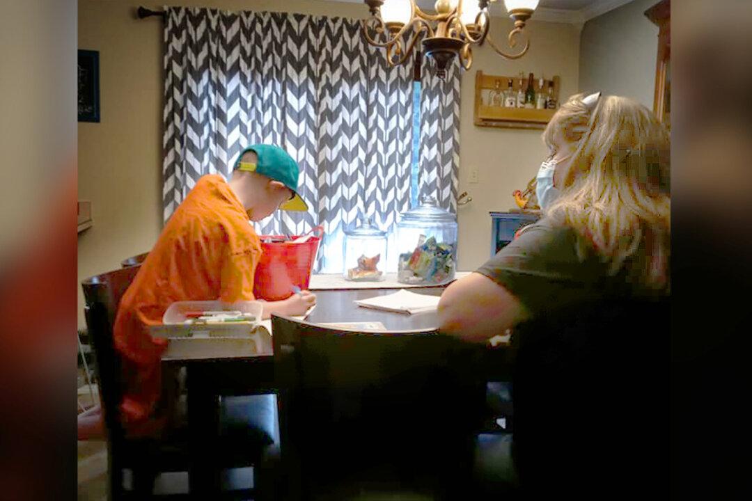 2nd-Grader Battling Cancer at Home Keeps Up in Class—Thanks to Teacher Who Visits Him Every Day