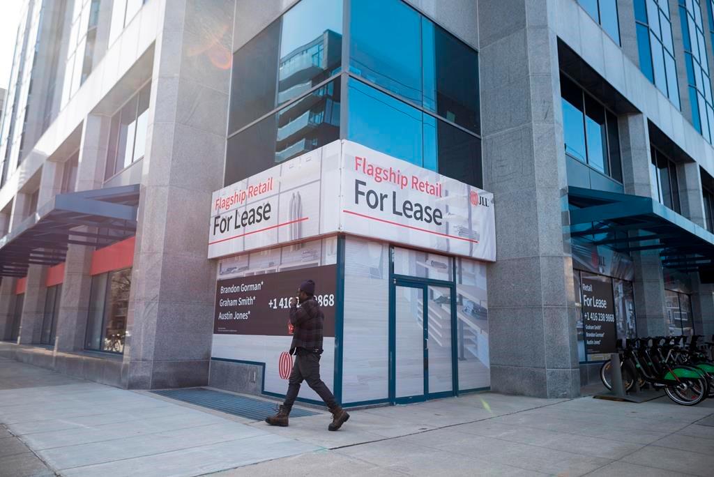 Economy Lost 68,000 Jobs in May, Unemployment Rate 8.2%, Statistics Canada Says