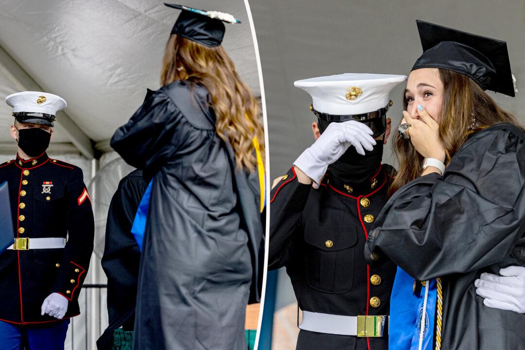 US Marine Said He Couldn’t Attend Older Sister’s Grad—But Appears for Heart-Stopping Reunion