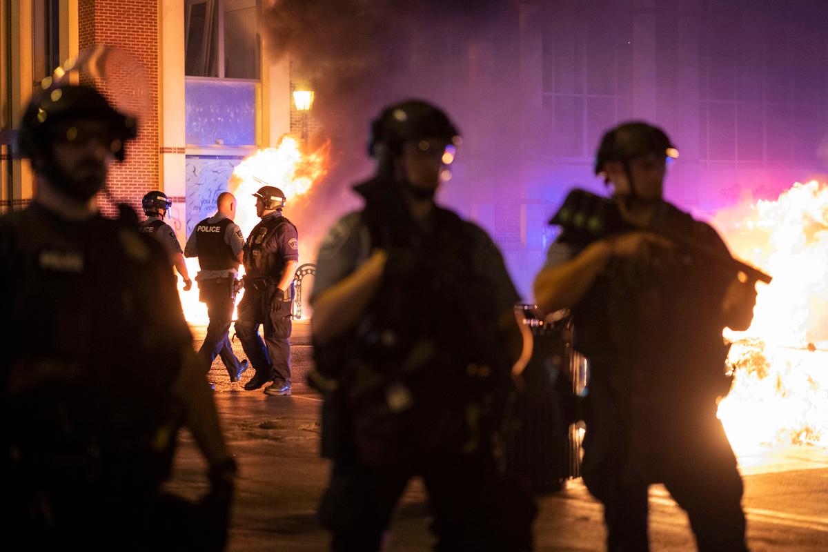 Unrest Erupts in Minneapolis Amid Protests Over Police-Involved Shooting