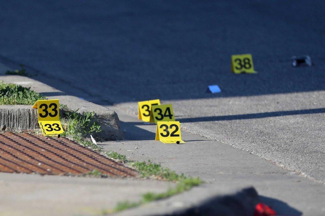 8 People Wounded in Chicago Shooting Sunday; 1 Killed, at Least a Dozen More Injured in Violence Saturday