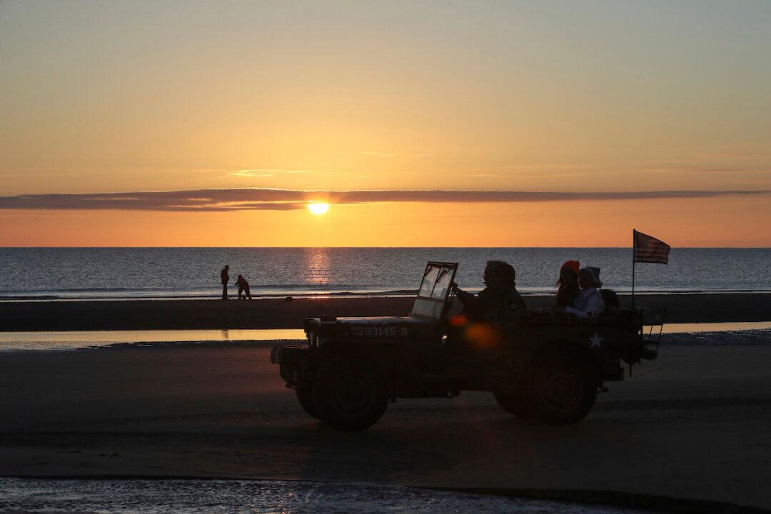 Normandy Commemorates D-day With Small Crowds, but Big Heart