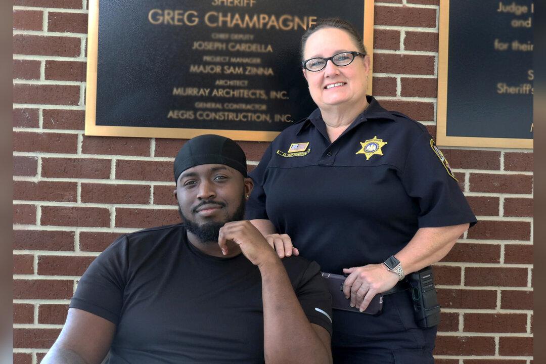 Distraught Man Credits God for Deputy Who ‘Changed His Day’ With Patience, Prayer, and Hug