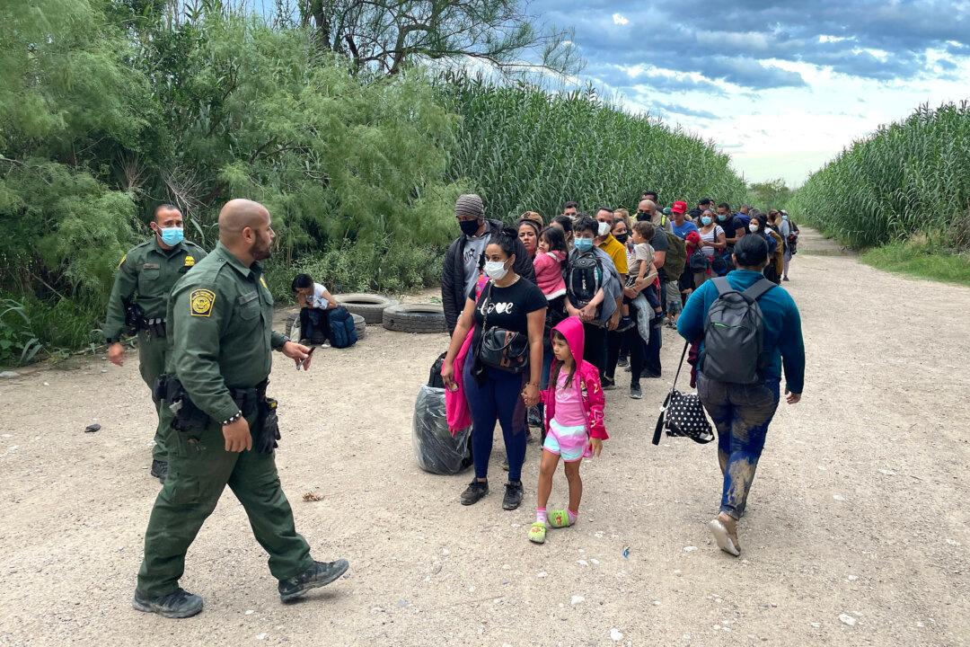 Analysis: Biden’s Policies to Drive 1.7 Million Illegal Immigrants to US in 2021