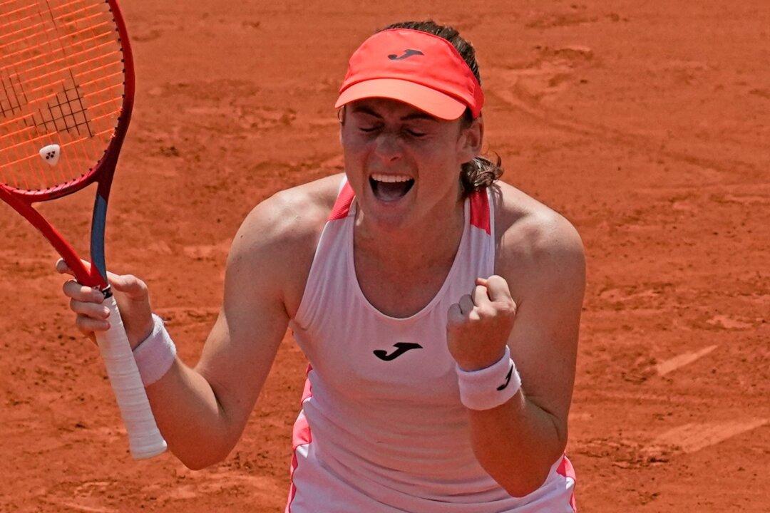Unseeded Tamara Zidansek Reaches Semifinals at French Open