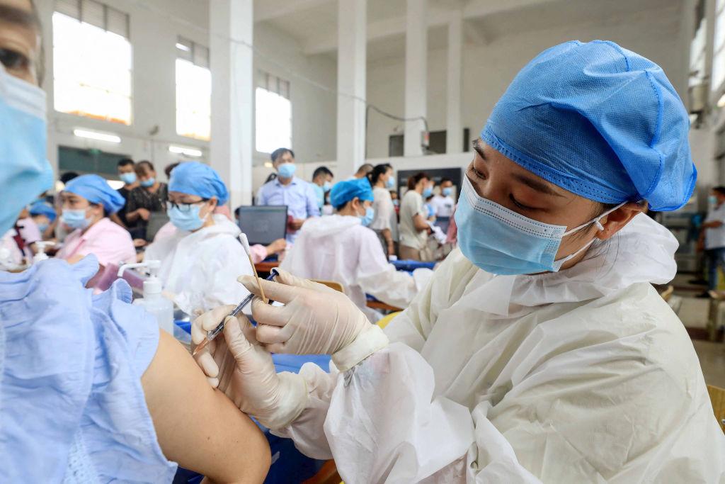 Chinese Vaccine Maker Announces Soaring Sales as Chinese Authorities Reject Foreign Vaccines