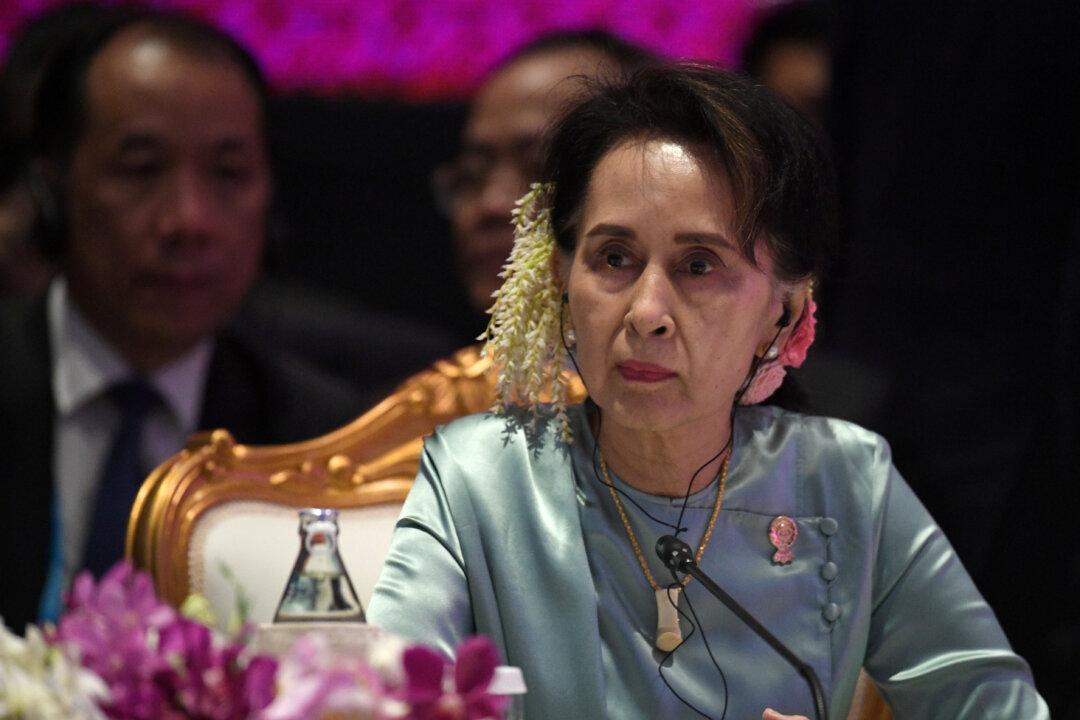 Burmese Authorities Open New Corruption Cases Against Suu Kyi