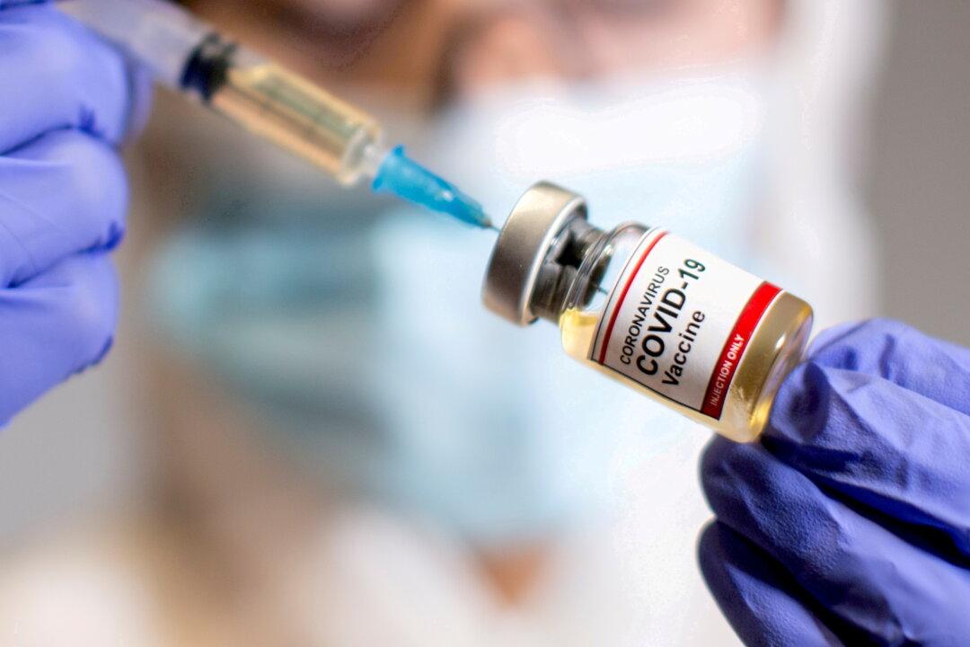 Washington State Rolls Out Vaccine Mandate for Government and Health Care Workers
