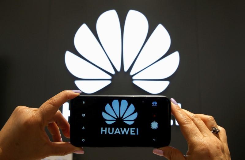 Appeals Court Upholds FCC Subsidy Ban for Huawei Purchases