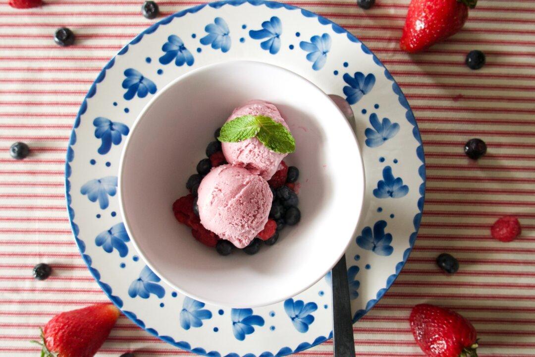 Berry-Yogurt Semifreddo