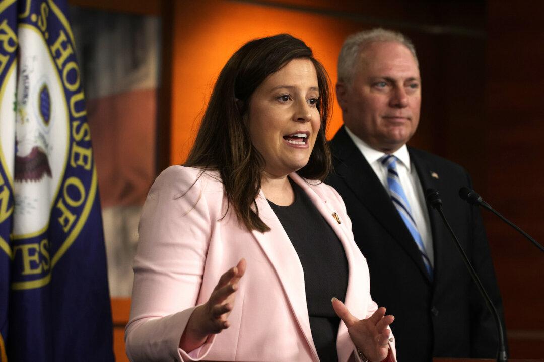 GOP Lawmakers Unveil Bill to Sanction Chinese Health Officials Over COVID-19 Origins