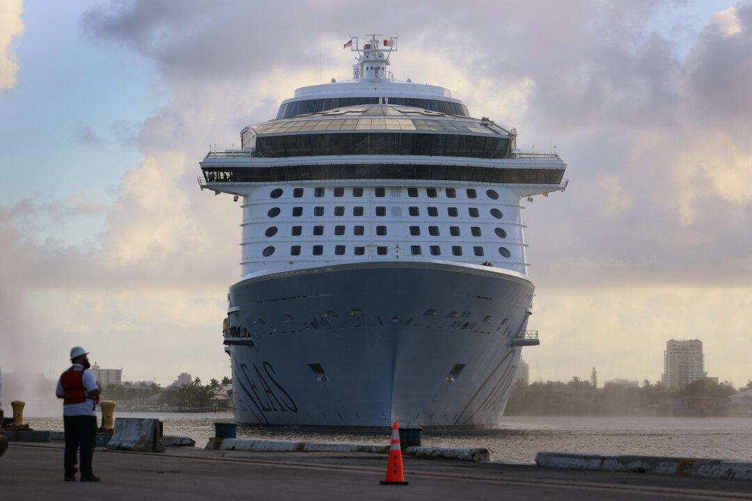 Appeals Court Lifts CDC COVID Restrictions for Florida-Based Cruise Ships