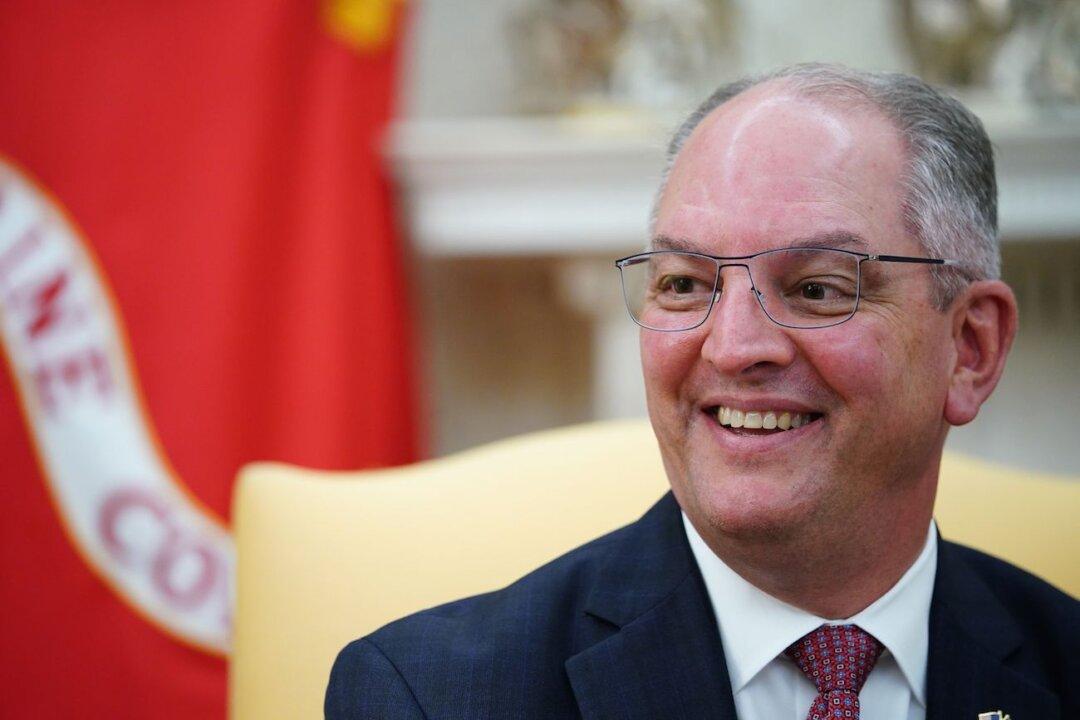 Louisiana Governor Signs Bill Ending $300 Federal Unemployment Boost