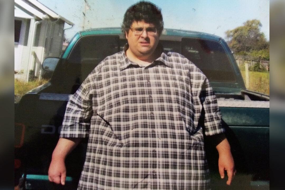 460lb Man Who Spent Days in Bed Loses 61 Percent of Bodyweight Through Diet and Walking