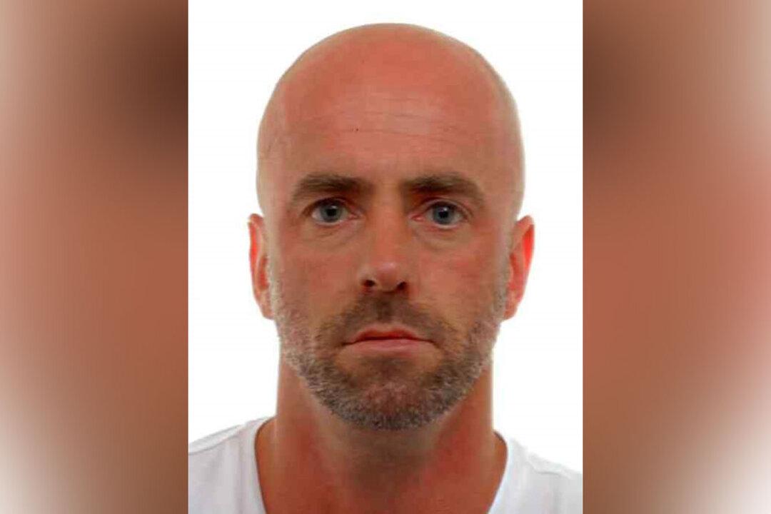 Body of Armed Belgian Fugitive Soldier Found, Suicide Suspected
