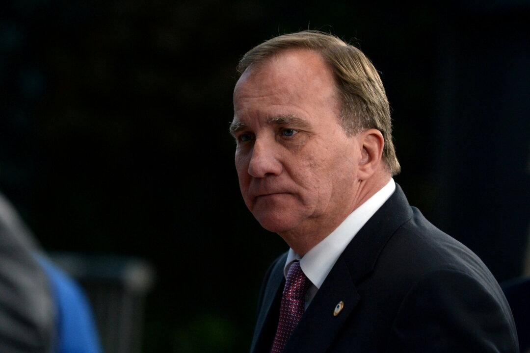 Swedish Prime Minister Lofven Ousted in Parliament No-Confidence Vote