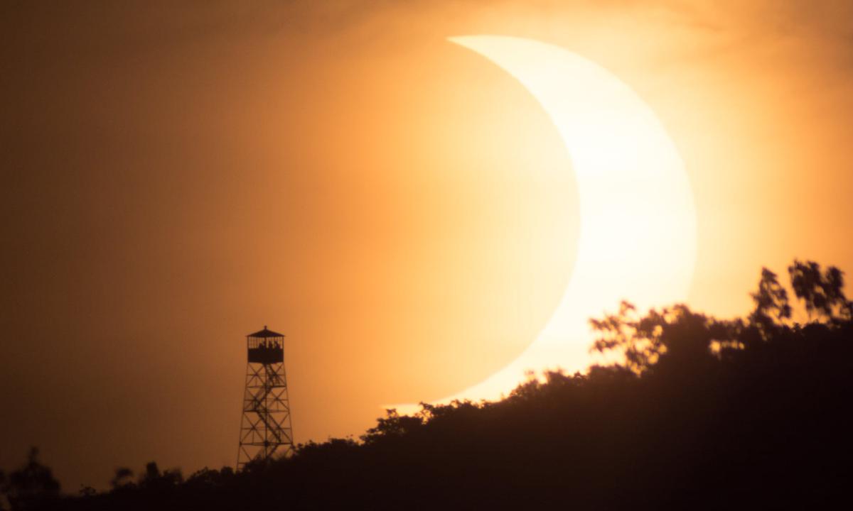 Photographer’s Solar Eclipse Image Is Perfect Replica of Sketch He Shared the Night Before