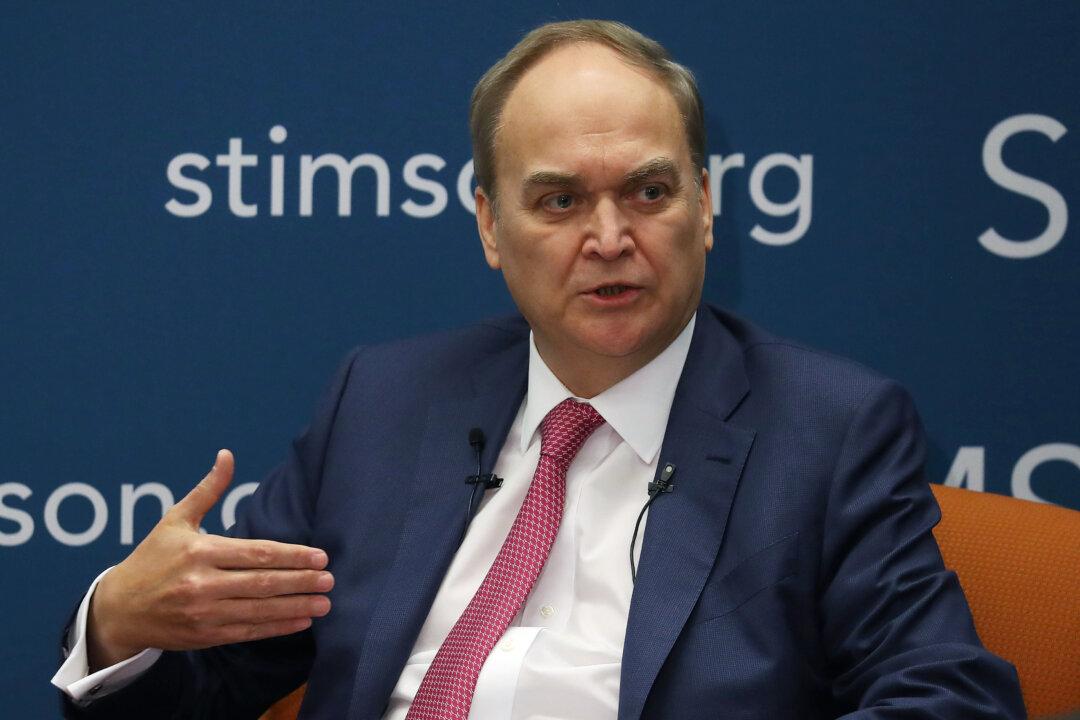 Russia’s Ambassador, Recalled Over Spat, Returns to US