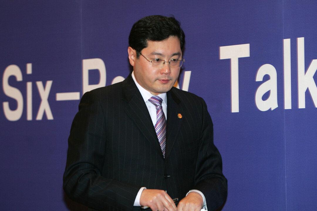 Qin Gang, Veteran ‘Wolf Warrior,’ Is Expected to Be China’s New Ambassador to US