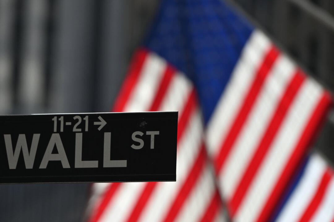 Wall Street Opens Lower as UK’s Truss Resigns as PM