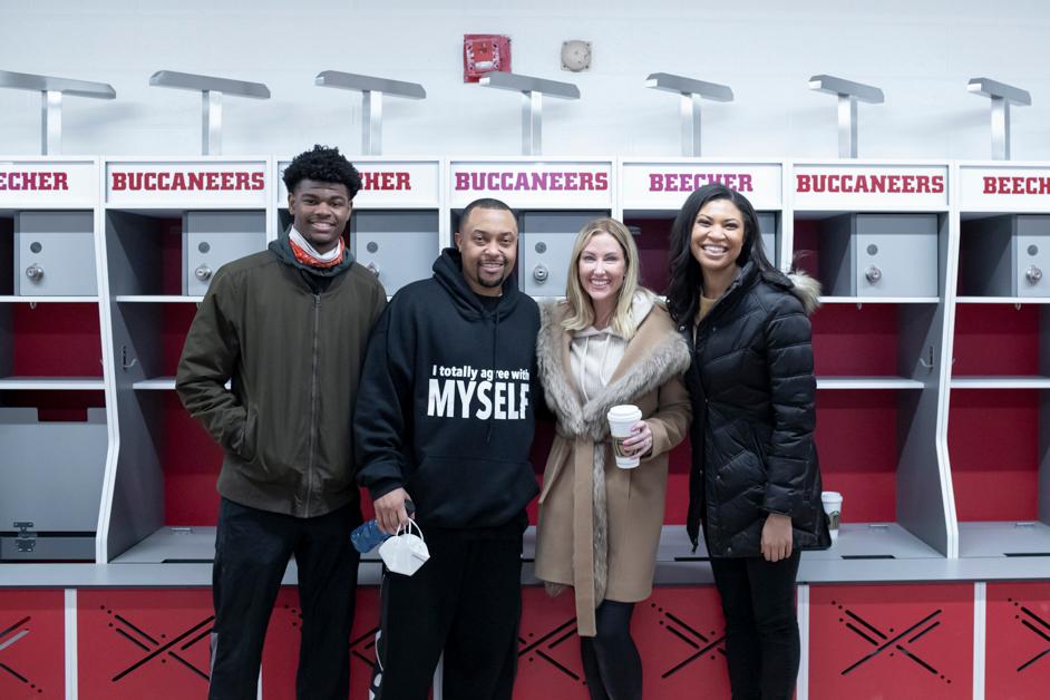 Locker Room Contest Leads Texas CEO to Help Michigan High School Students