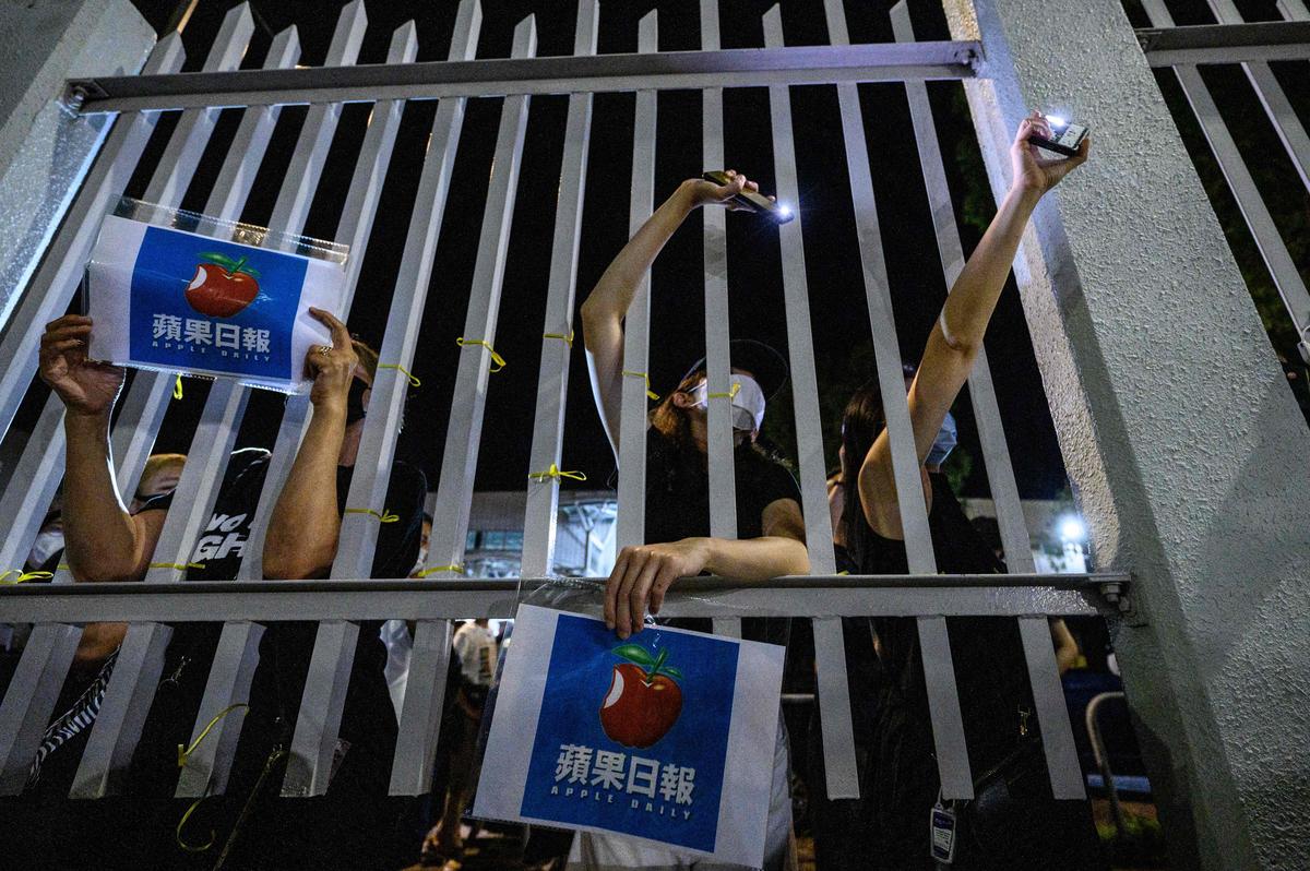 China’s Clampdown in Hong Kong Drives Exodus, Dismantles Free Press: Part 2