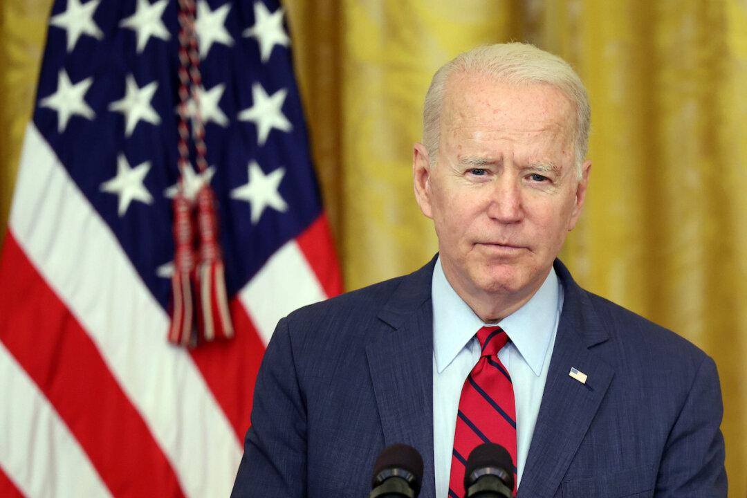 Biden Admin Announces Door-to-Door ‘Outreach’ Teams to ‘Get Americans Vaccinated’