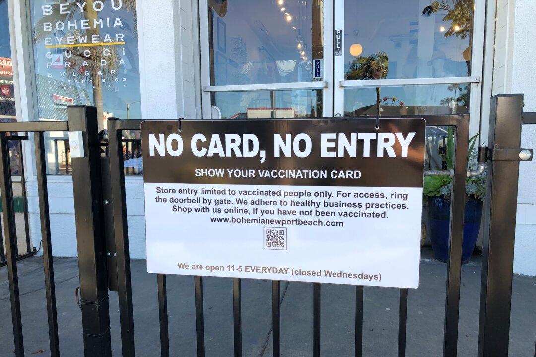 No Vaccine, No Service: California Boutique Puts Vaccine Verification System to Use